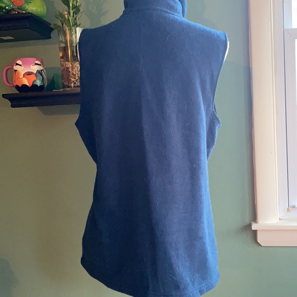Women's Chaps Navy blue casual fleece 2 front pockets vest, Size L - Picture 4 of 6